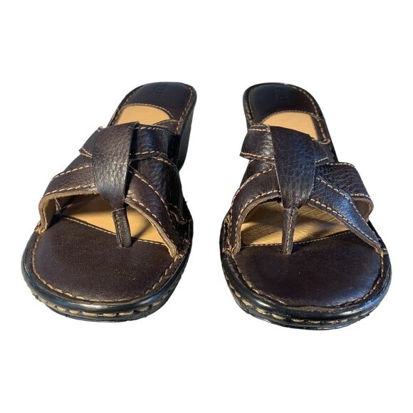 Born Women's Hand Crafted Wilma Brown Leather Wedge Sandals 9 - Picture 2 of 7